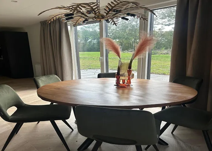 Eco-friendly For 8-guests